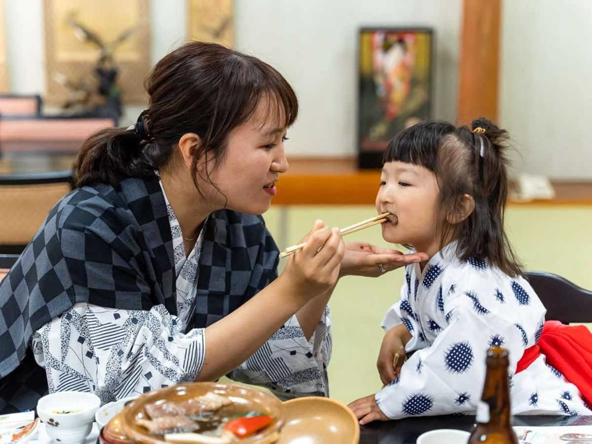Hatsuneso Shinkan Ureshino Bagian luar foto
