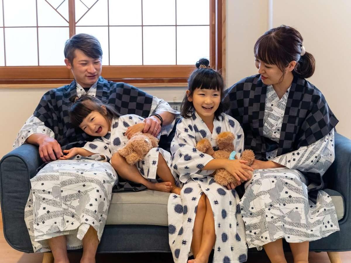 Hatsuneso Shinkan Ureshino Bagian luar foto